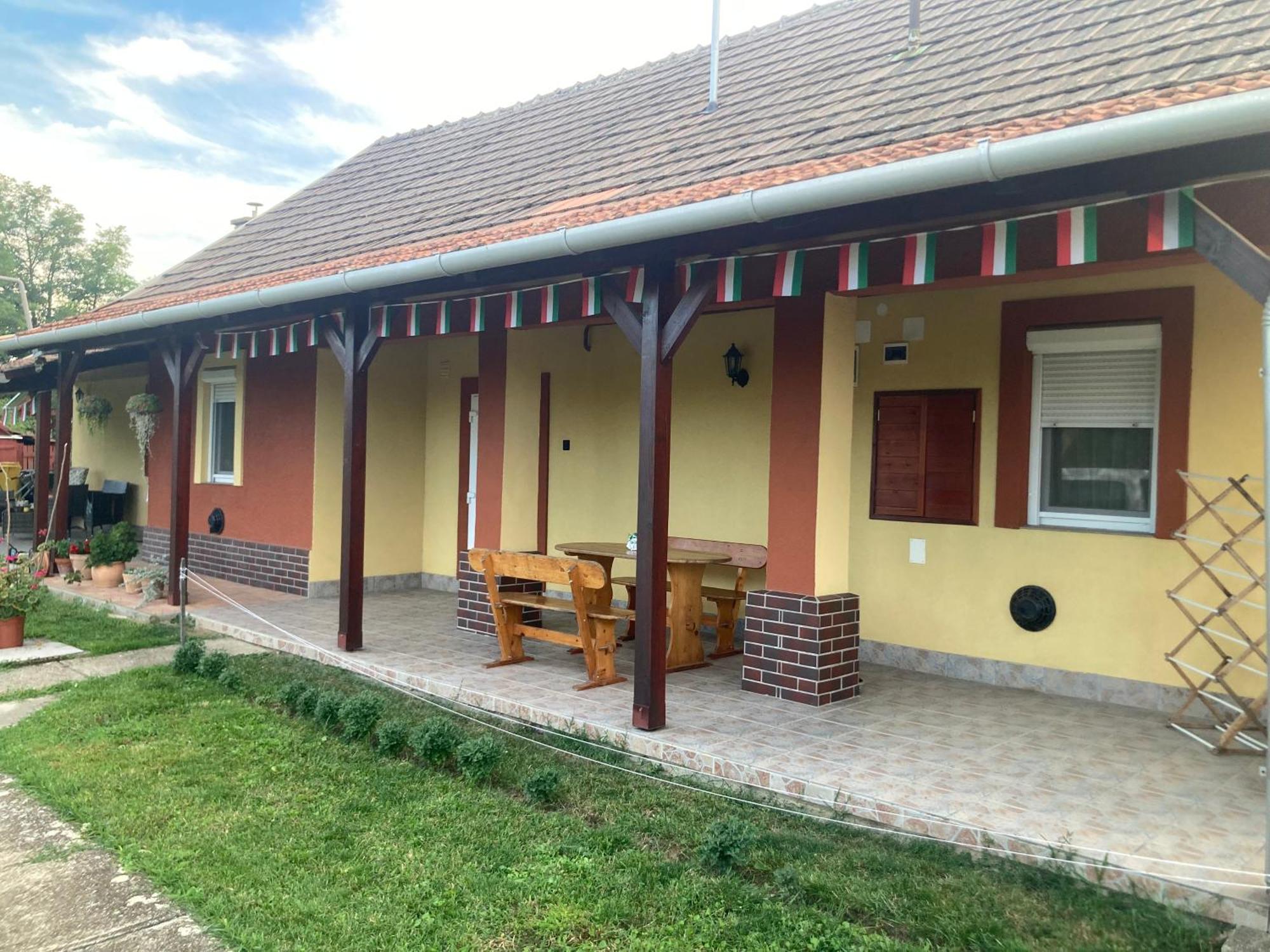 Apartmán Tiszavirag Vendeghaz Tiszacsege Exteriér fotografie